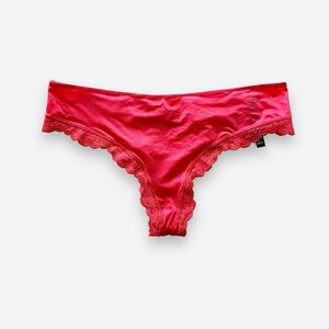 🌸New🌸 Victoria’s Secret thong panty M new